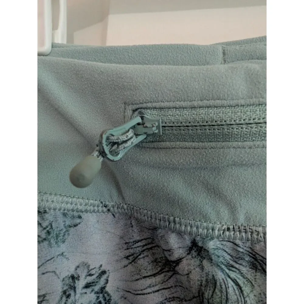 Ivivva by Lululemon pretty Green Floral Speedy Shorts *flaw Girls 10